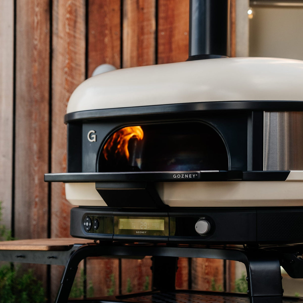Gozney Dome (Gen 2) Mantel in use