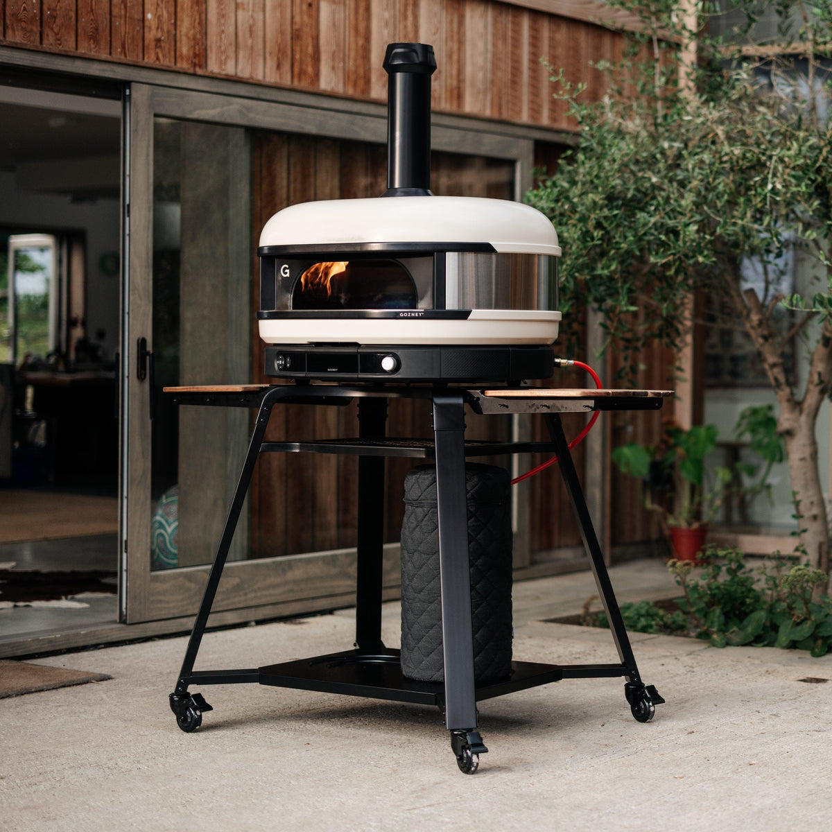 Gozney Dome Gen 2 Stand outdoors