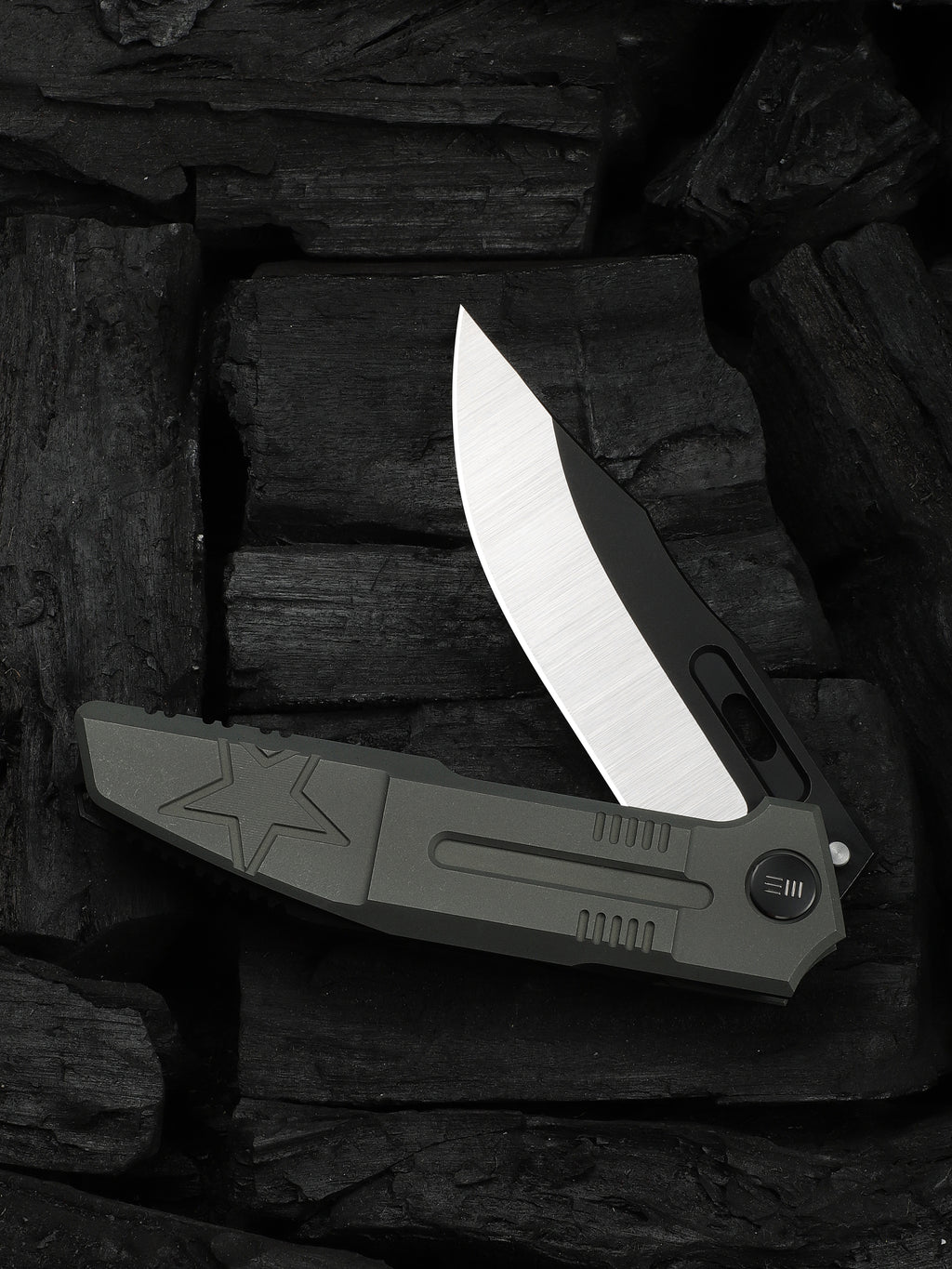 WE Barracks — Dark Olive Titanium