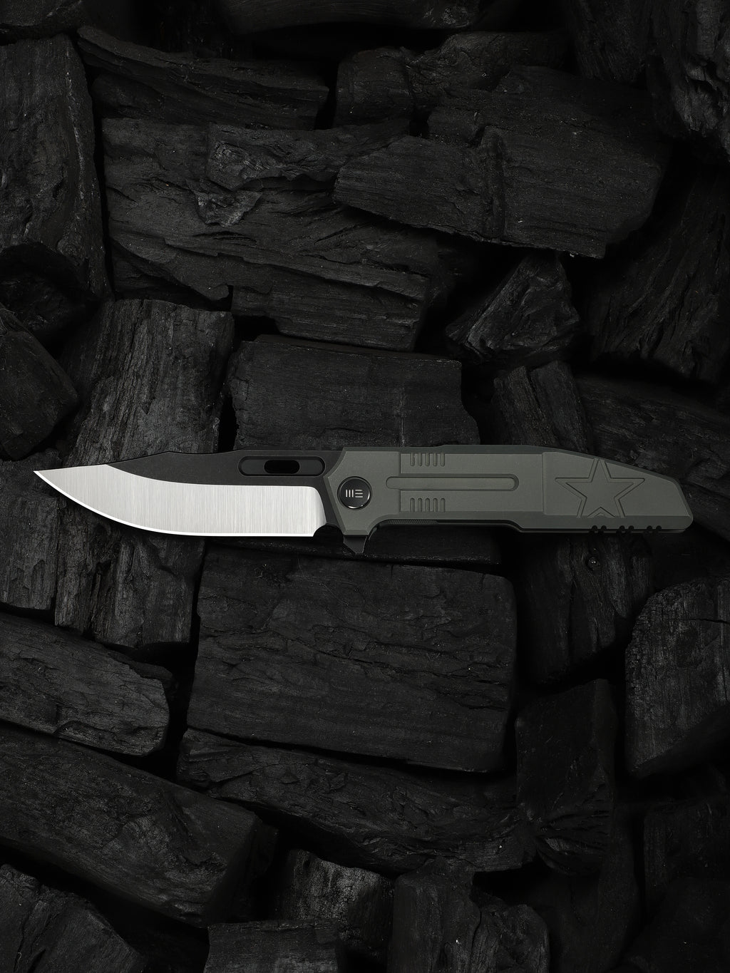 WE Barracks — Dark Olive Titanium