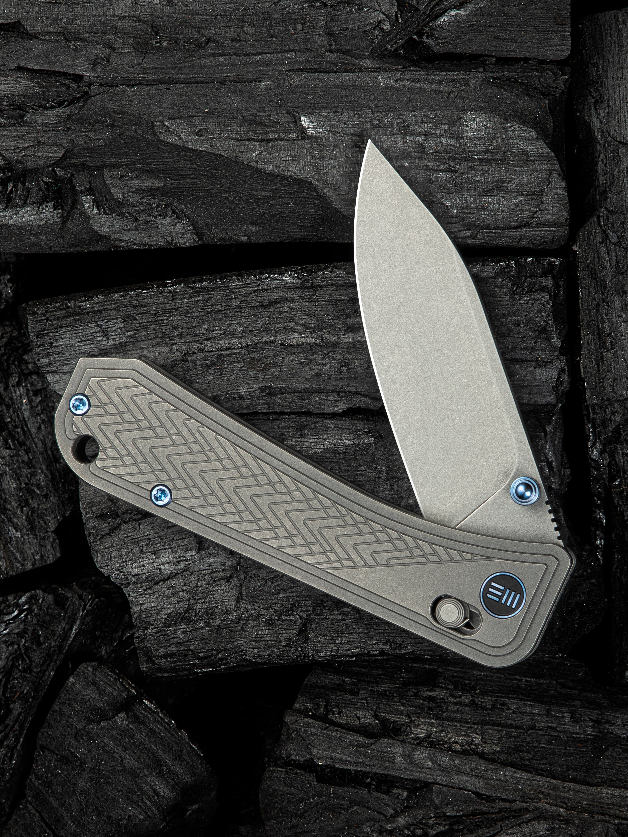 WE Bougie Banter — Upscale Art Deco Gray Titanium