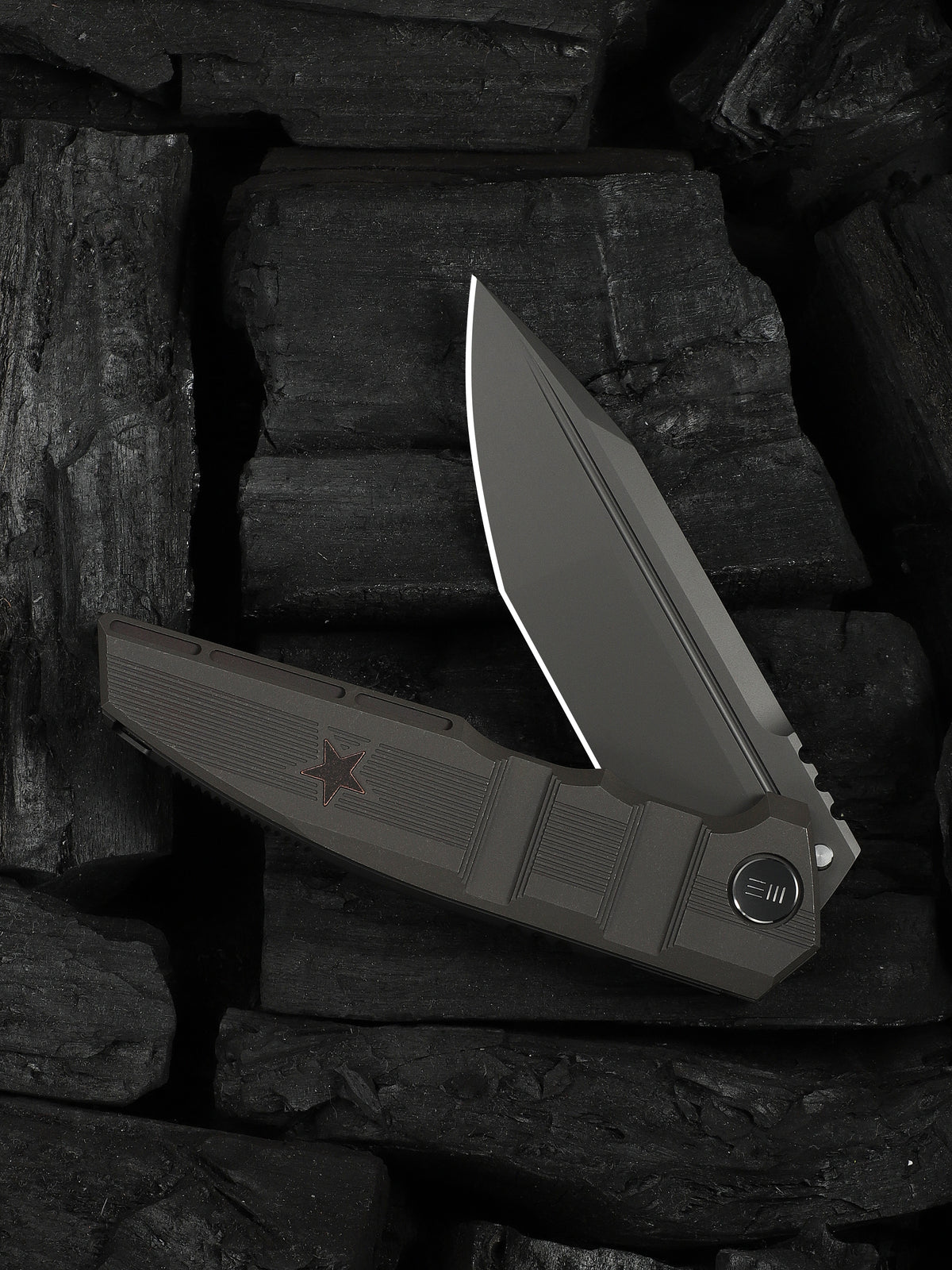 WE Breach — Charcoal Gray Titanium