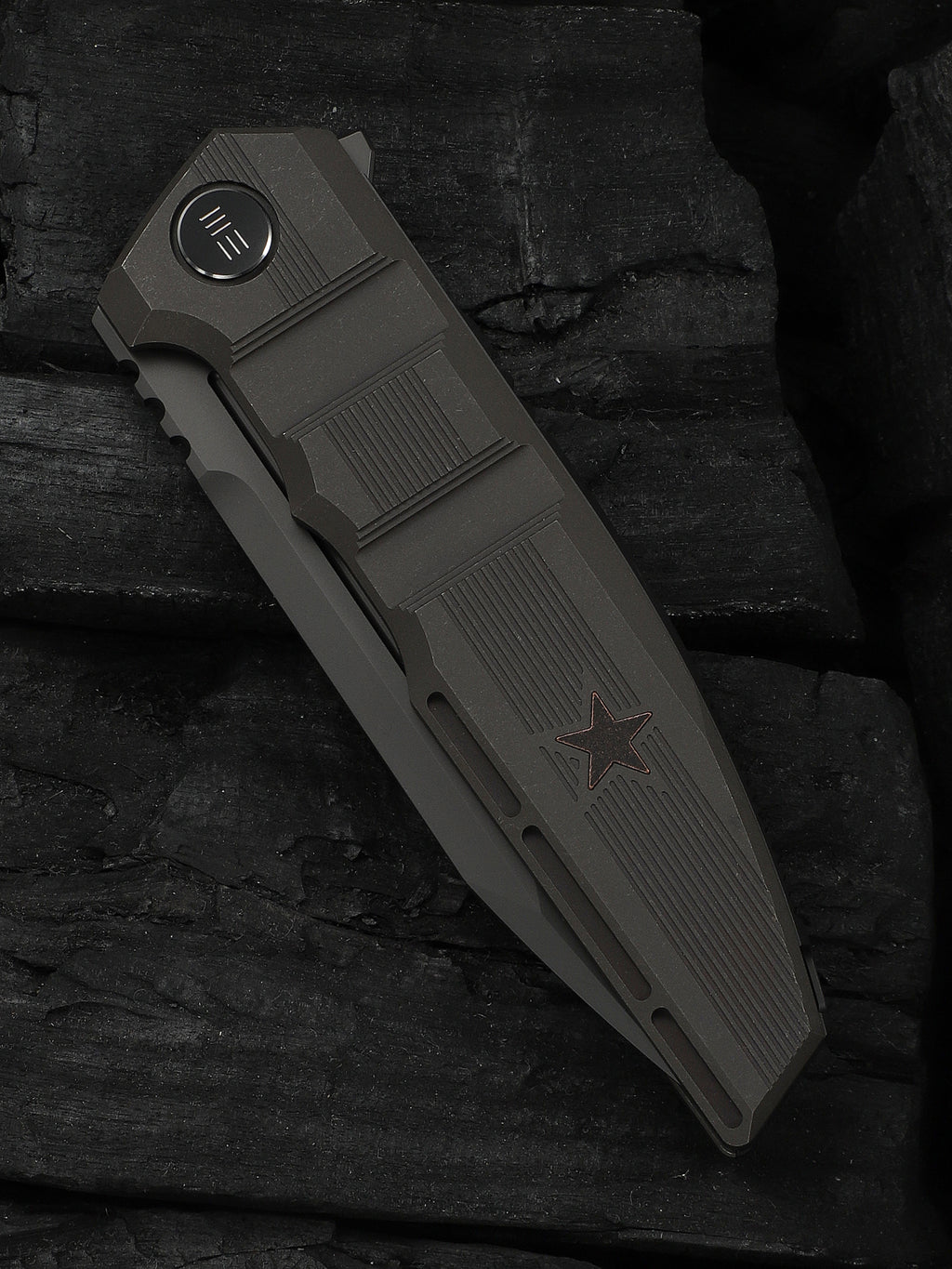 WE Breach — Charcoal Gray Titanium