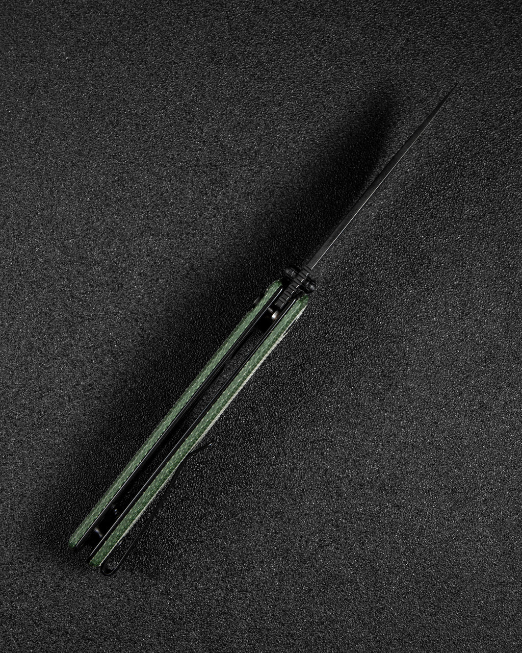 SENCUT Crowley — Green Micarta