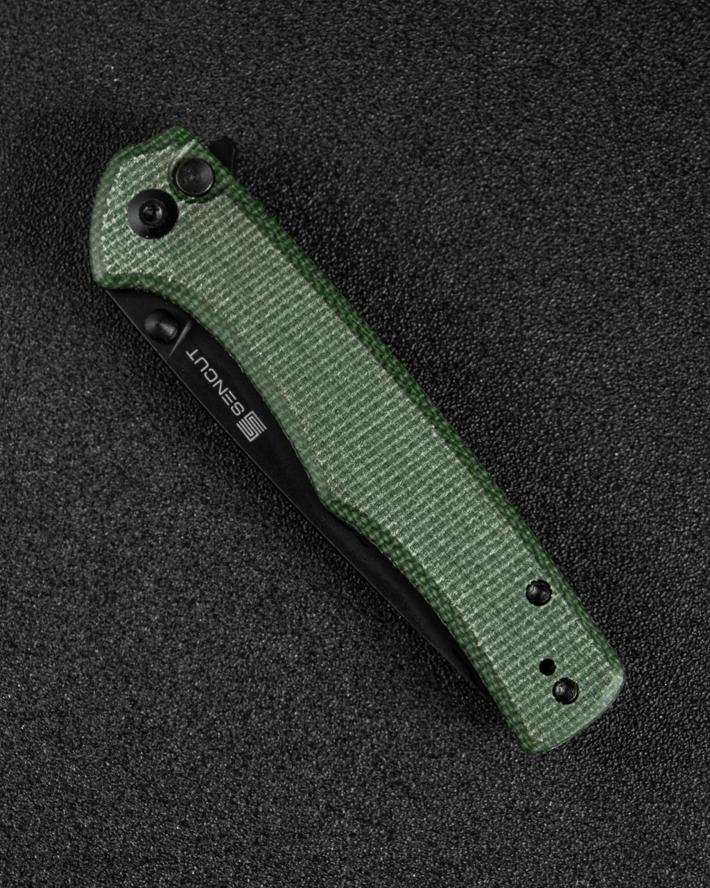 SENCUT Crowley — Green Micarta