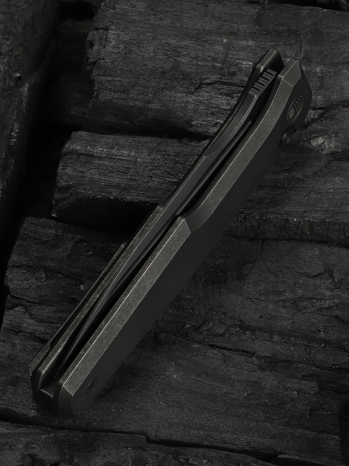 WE Dressytak — Black Titanium