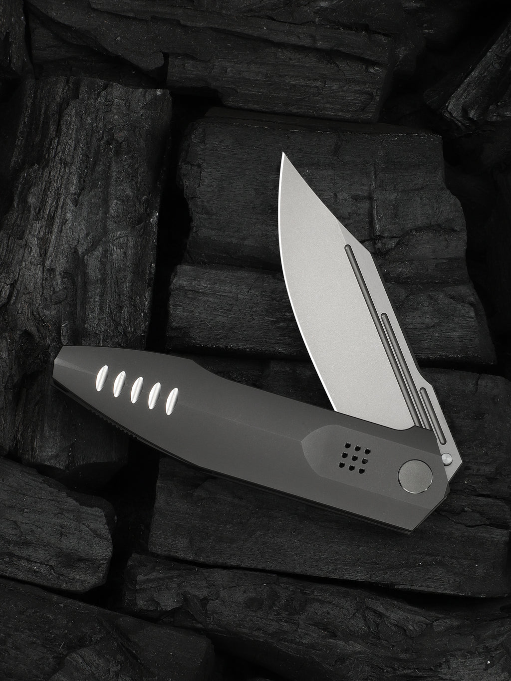 WE Flight Line — Dark Gray Titanium