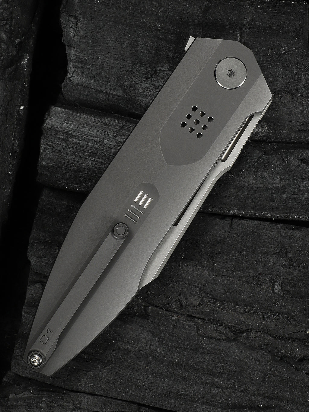 WE Flight Line — Dark Gray Titanium