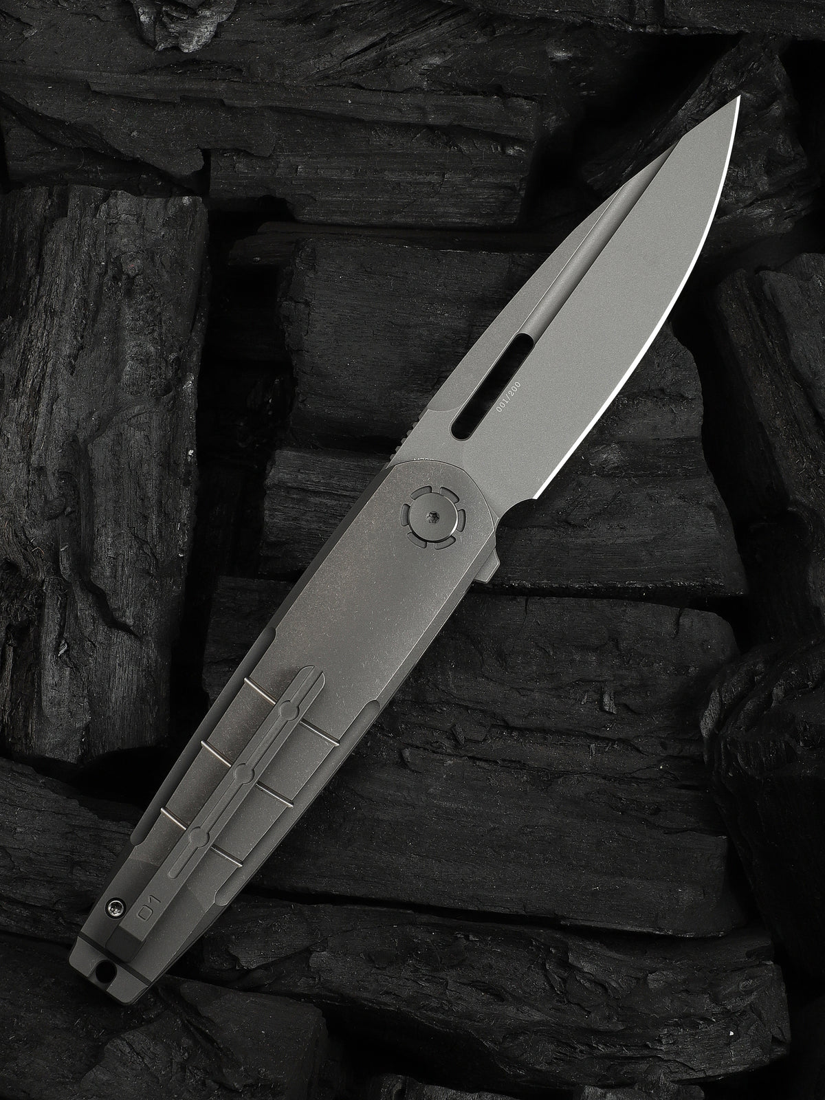WE Hull — Gray Titanium Handle & Endcap