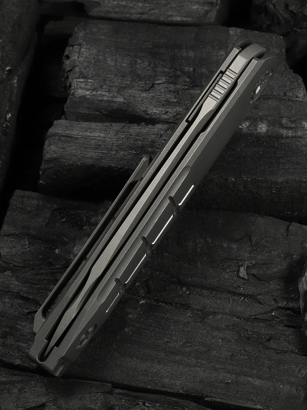 WE Hull — Gray Titanium Handle & Endcap