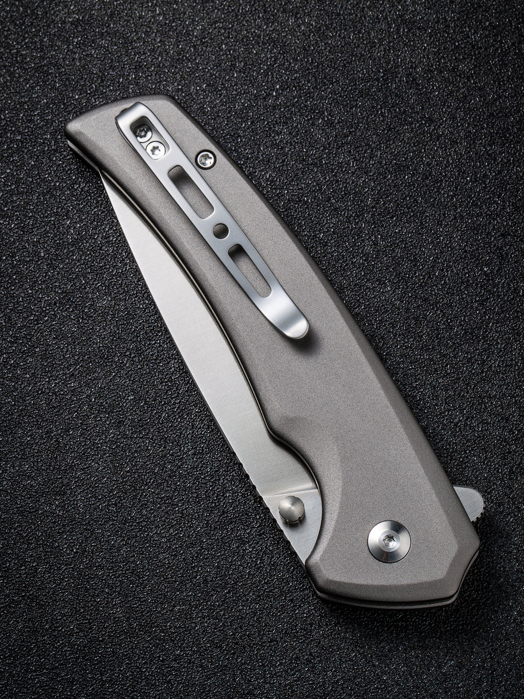 SENCUT Serene — Gray Aluminum