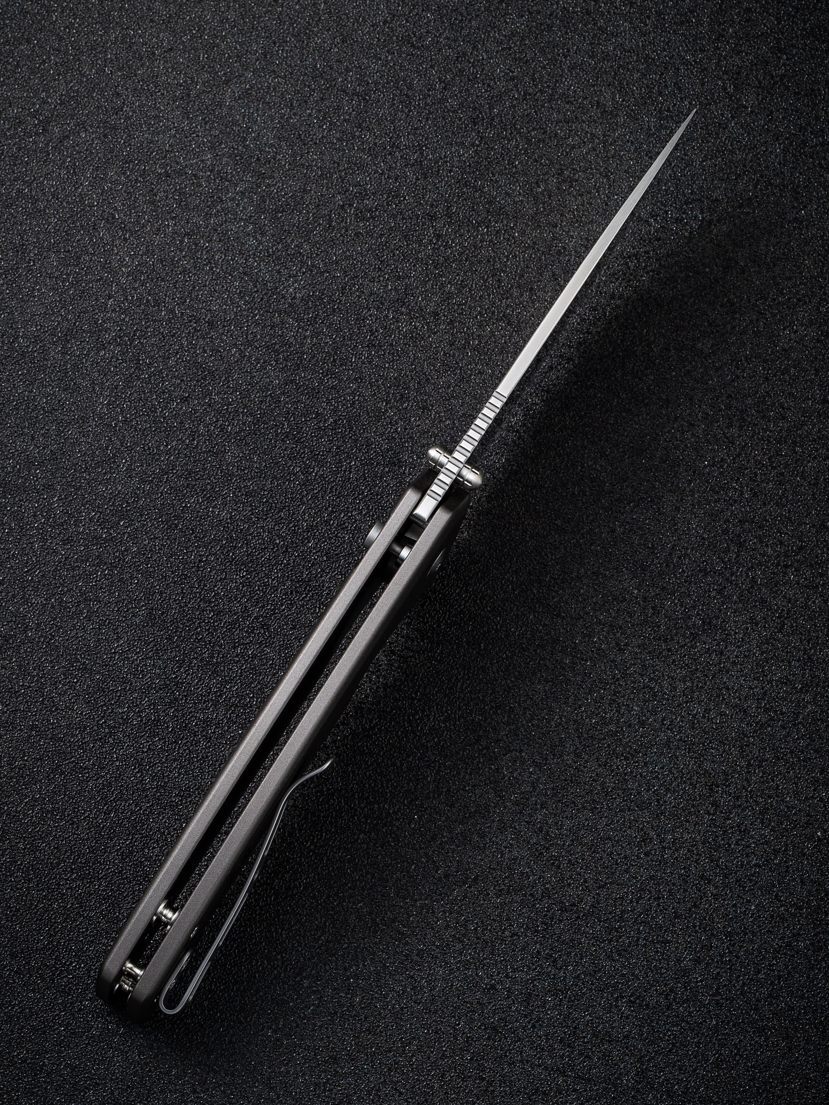 SENCUT Serene — Gray Aluminum