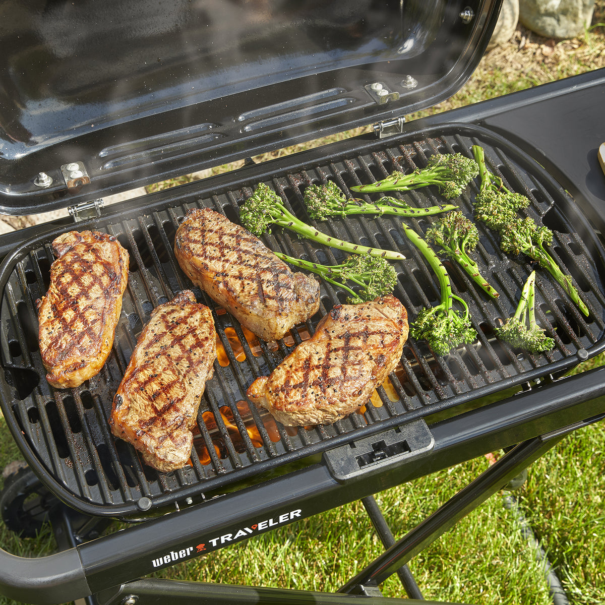 Weber Traveler Portable Gas Braai