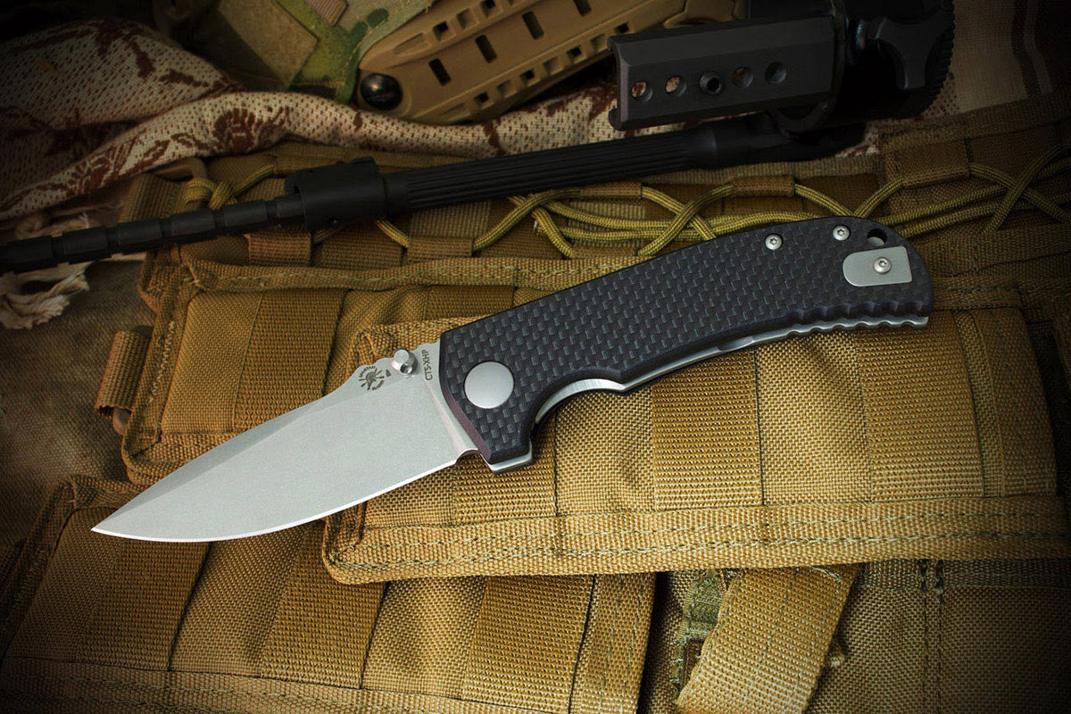 Spartan Blades Astor carbon fibre G-10 linerlock