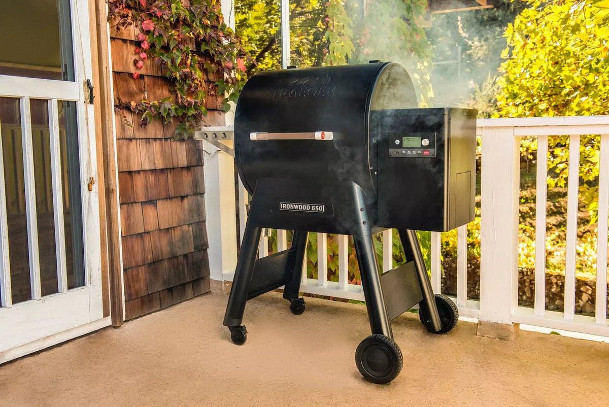 Traeger Ironwood 650 lifestyle
